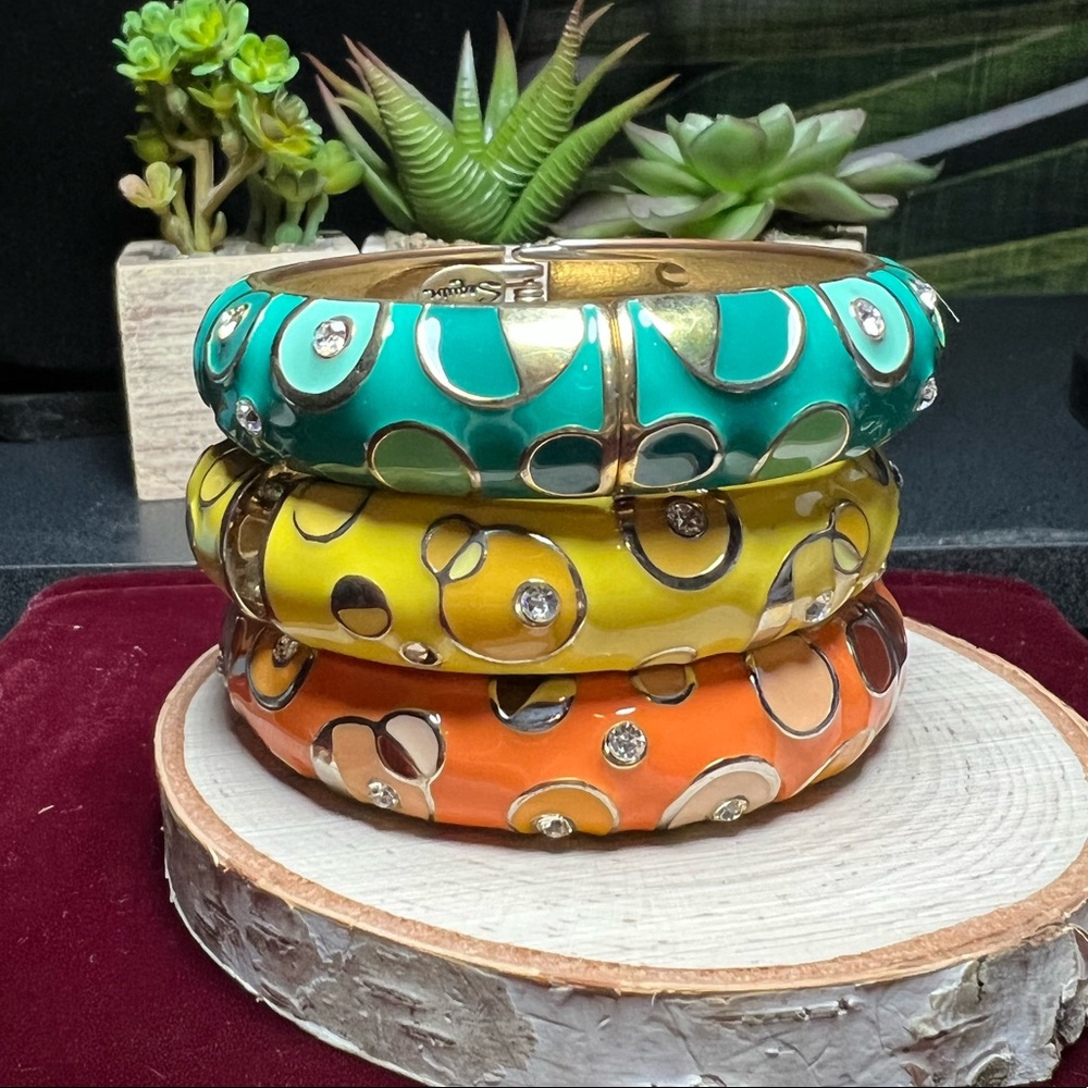 Sequin Set of 3 Bangles 💛💚🧡✨ - Picture 6 of 6